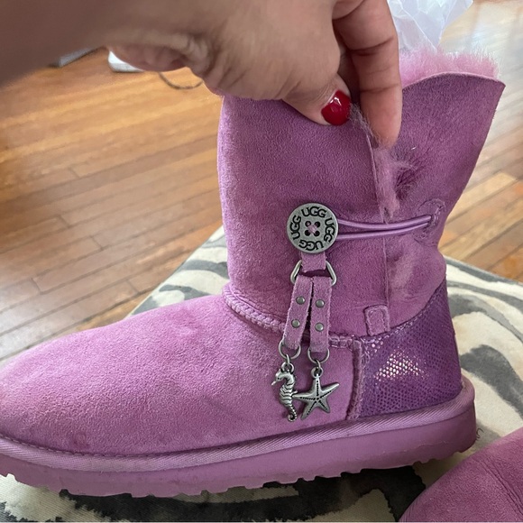 Lavendar UGG Boots adult size 5 - Picture 10 of 16